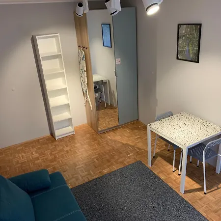 2-bedroom Modern Flat Near Baltic - 40m2- Location !!! アパート グダニスク